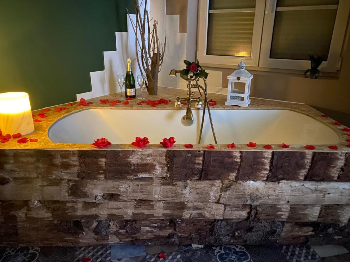 Hypolite Bed and Breakfast Avesnes-sur-Helpe Eksteriør billede