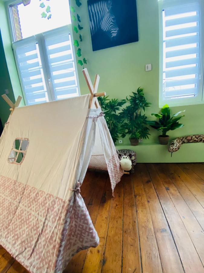 Hypolite Bed and Breakfast Avesnes-sur-Helpe Eksteriør billede